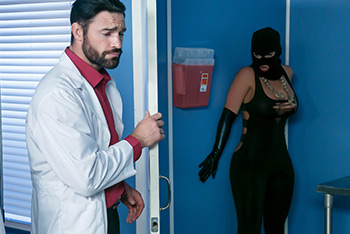 Doctor Adventures / Brazzers - Phoenix Marie, Charles Dera, Michael Vegas Break The Sperm Bank / 26.7.2016