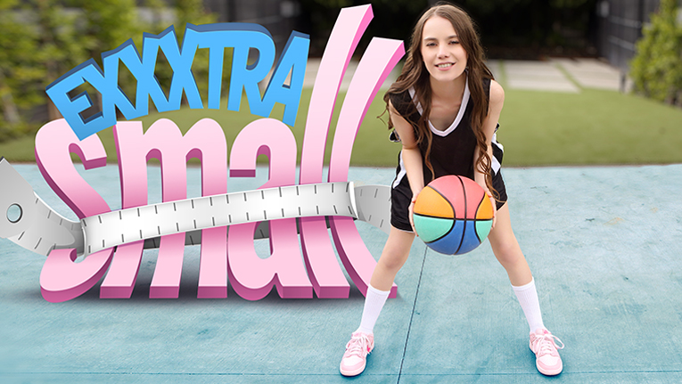 Exxxtra Small / TeamSkeet  / Sia Wood, Danny Mountain / Petite Dunk / 08.06.2023