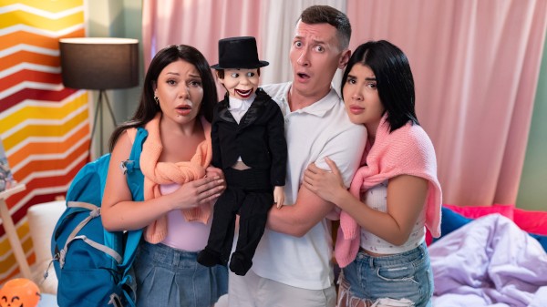 Fake Hostel / Fakehub - Lady Dee, Lola Bratz, Charlie Dean The Haunted Dirty Dummy (Halloween) / 26.10.2025