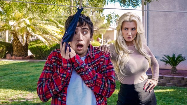 Lil Humpers / Realitykings - Ricky Spanish, Brittany Andrews Pounding The Panty Thief / 05.5.2020