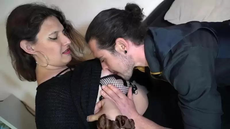 New  JacquieEtMichelTV Demona 31 Years Old Very Dominant Housekeeper (17-04-2025) Hardcore  Bigtits  Brunette  Milf  Reality  French  ILUVY  lulustream.com  savefiles.com