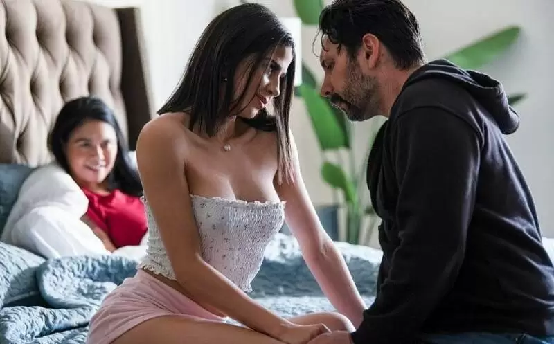 New  Kylie Rocket Taking It Lying Down  (28-01-2025) Hardcore  Roleplay  Family  ILUVY  doodstream.com  lulustream.com