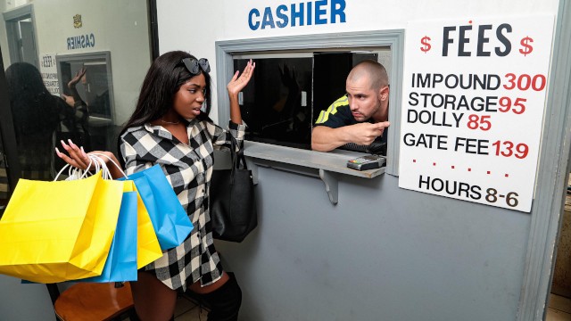 Round and Brown / Realitykings - Tori Montana Impounding Her / 26.12.2019