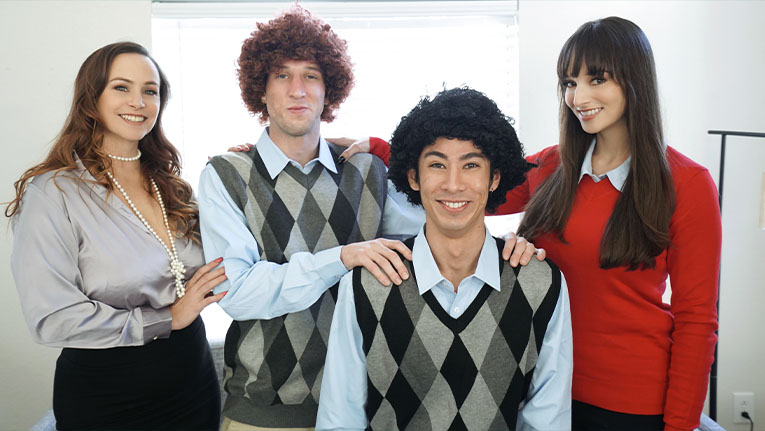 TeamSkeet / StepMothers / 20.12.2021